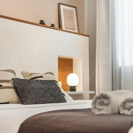 Artistic And Spacious By Rems Apartment Malaga